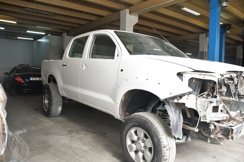 Ilfov Inchiriez service auto echipat complet pt mecanica si tinichigerie vopsitorie